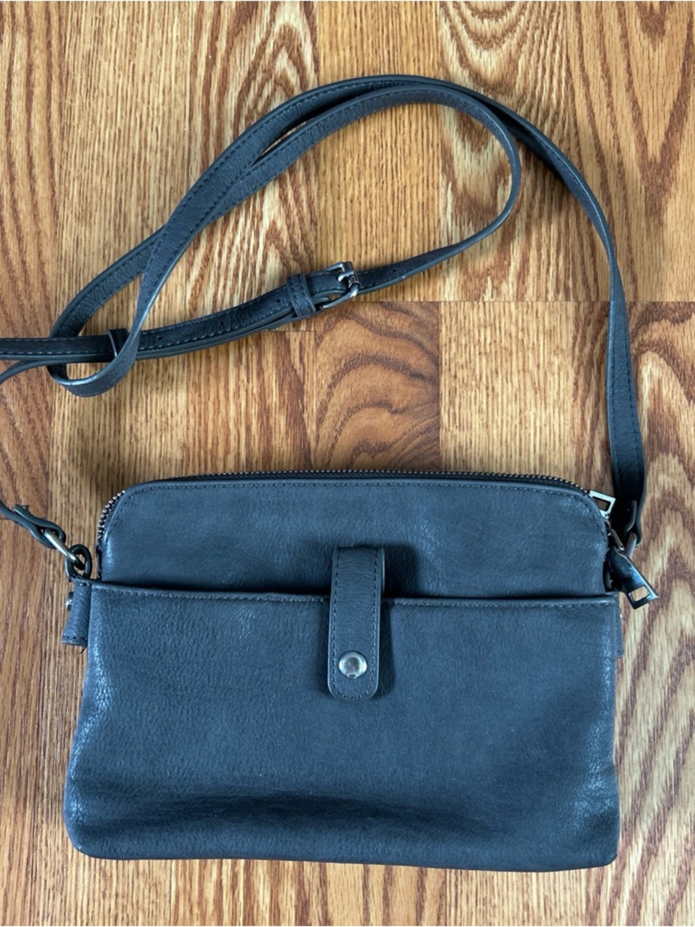 Antik Kraft Gray Bohemian Chic Adjustable Crossbody Zipper Purse w/Compartments